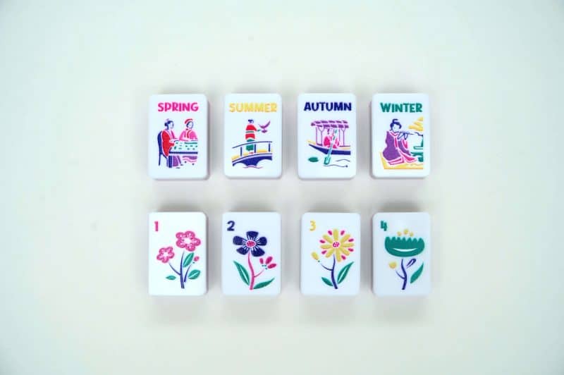 8 flowers Mahjong tiles